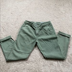 AG size 27R Caden Crop Twill Trousers